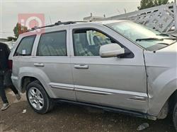 جیپ گراند شیرۆکی